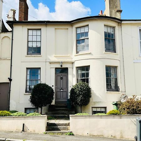3 Bedroom House, St9, Ryde, Isle Of Wight Ryde  Exterior photo